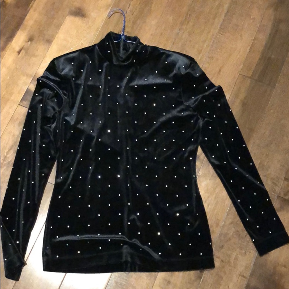 H&M Black velvet long sleeve dress top
